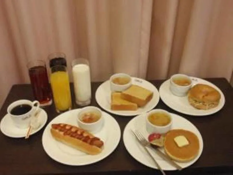 Eden Palace Hotel Янгон